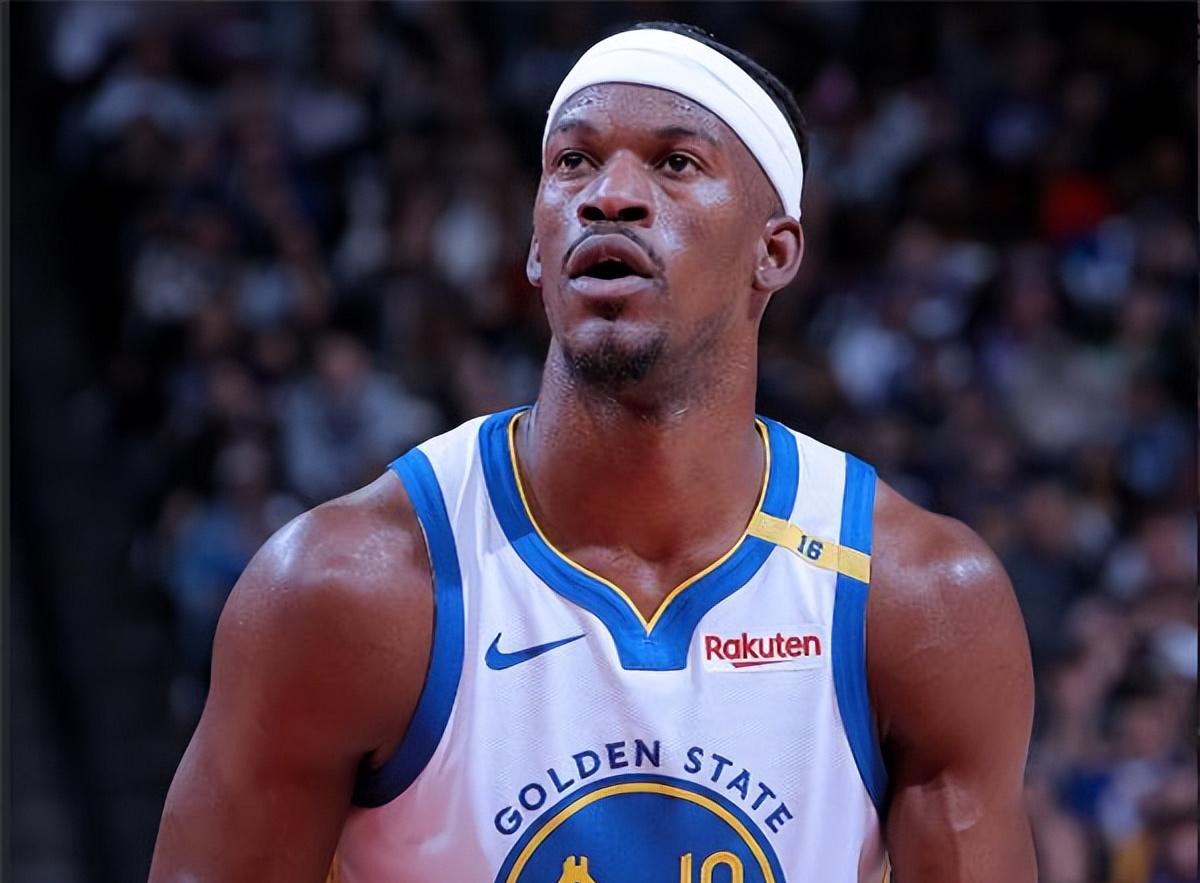 勇士队老将在晋级战中展现经验，带领球队取得胜利(勇士老队员名单)