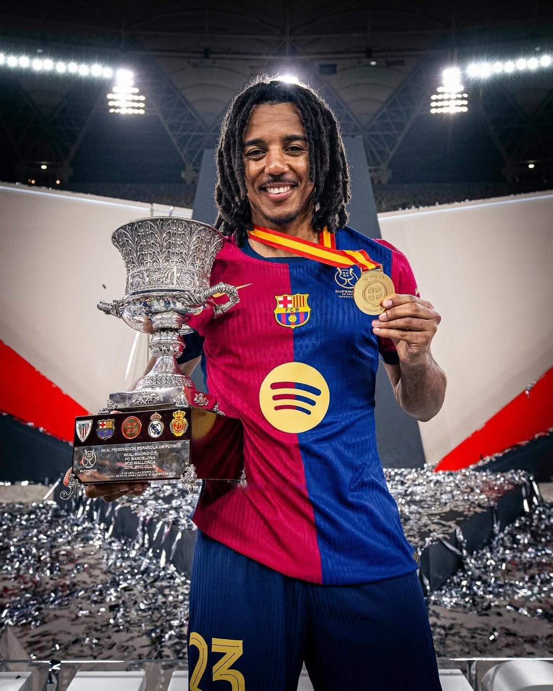 西甲球队球员获奖,获得年度最佳称号(西甲球队球员获奖,获得年度最佳称号是什么) 西甲球队球员获奖,获得年度最佳称号(西甲球队球员获奖,获得年度最佳称号是什么)